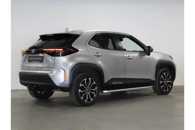 Toyota Yaris Cross (2024) thumbnail 3