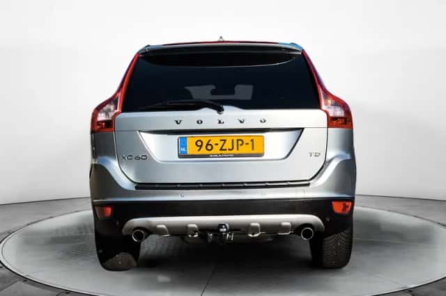 Volvo XC60 (2012) thumbnail 6