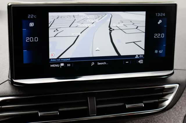 Peugeot 5008 (2022) thumbnail 6