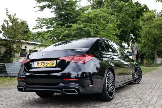 Mercedes-Benz C-Klasse (2022) thumbnail 2