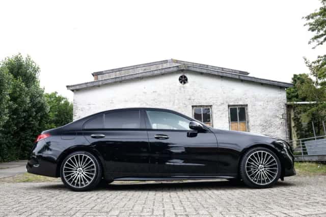 Mercedes-Benz C-Klasse (2022) thumbnail 4