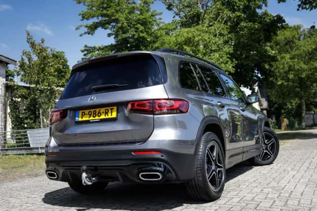 Mercedes-Benz GLB-Klasse (2022) thumbnail 2