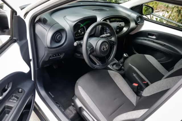 Toyota Aygo (2022) thumbnail 3