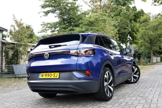 Volkswagen ID.4 (2021) thumbnail 2