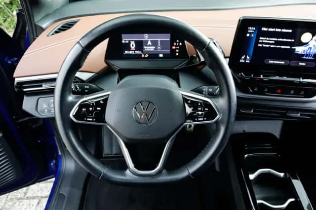 Volkswagen ID.4 (2021) thumbnail 5