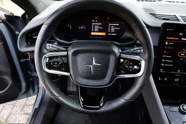 Polestar 2 (2021) thumbnail 6