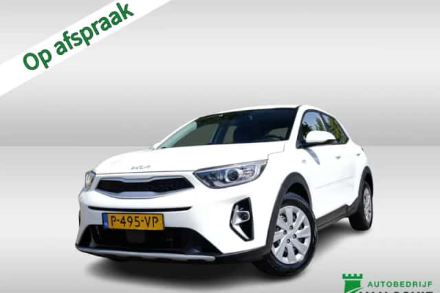 Kia Stonic (2022) thumbnail 1