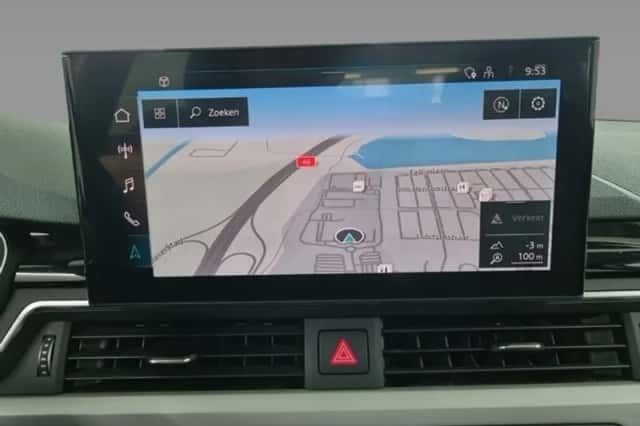 Audi A4 (2022) thumbnail 5