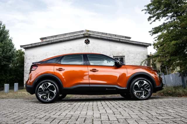 Citroën C4 (2021) thumbnail 4