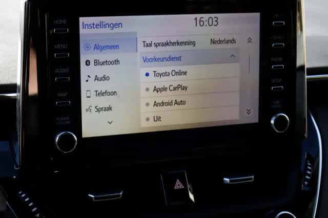 Toyota Corolla (2022) thumbnail 6