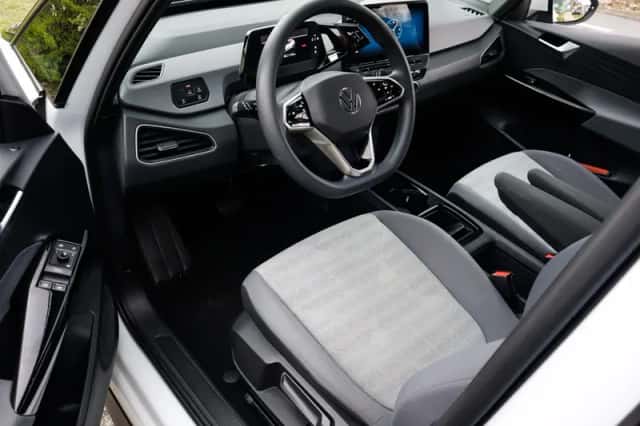Volkswagen ID.3 (2022) thumbnail 3