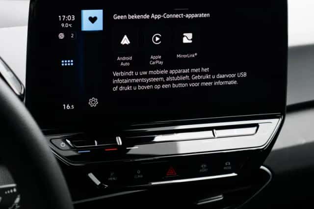 Volkswagen ID.3 (2022) thumbnail 6