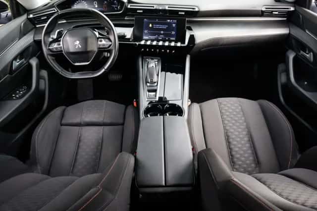 Peugeot 508 (2022) thumbnail 3