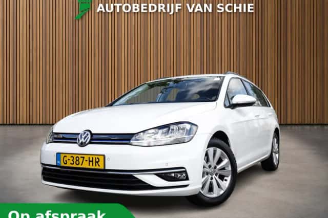 Volkswagen Golf (2019) thumbnail 1