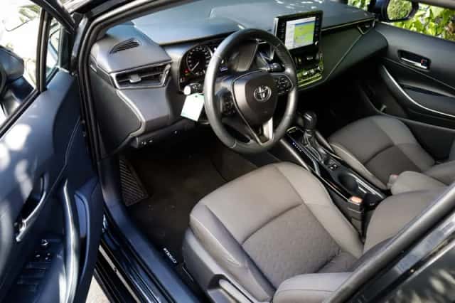 Toyota Corolla (2022) thumbnail 3