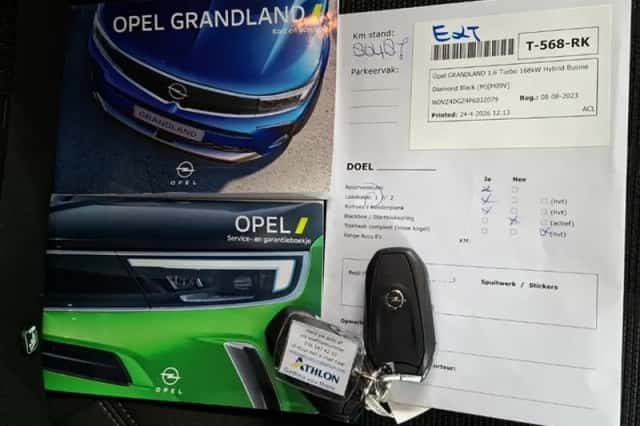 Opel Grandland (2023) thumbnail 4