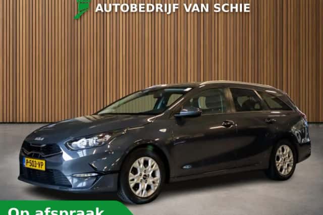 Kia Ceed (2022) thumbnail 1