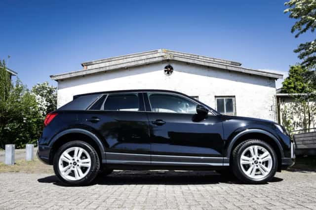 Audi Q2 (2022) thumbnail 4