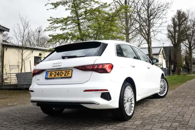 Audi A3 (2022) thumbnail 2