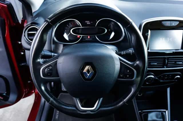 Renault Clio (2018) thumbnail 5