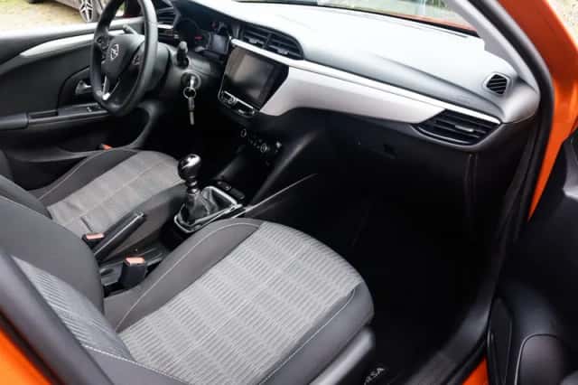 Opel Corsa (2022) thumbnail 3