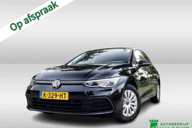 Volkswagen Golf (2021) thumbnail 2