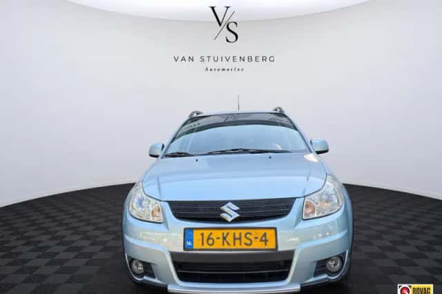 Suzuki SX4 (2007) thumbnail 3