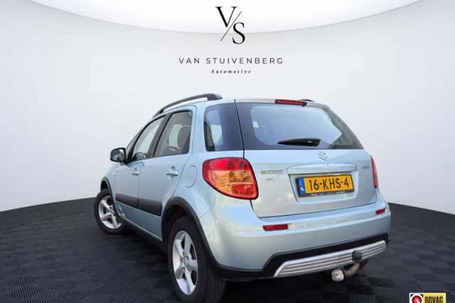 Suzuki SX4 (2007) thumbnail 5
