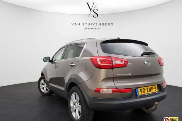Kia Sportage (2013) thumbnail 5