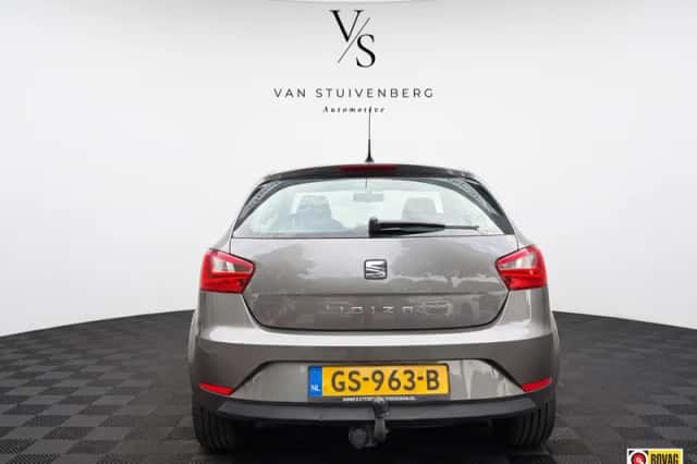 SEAT Ibiza (2015) thumbnail 6