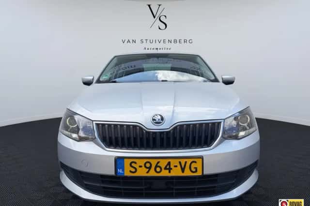 Škoda Fabia (2015) thumbnail 2