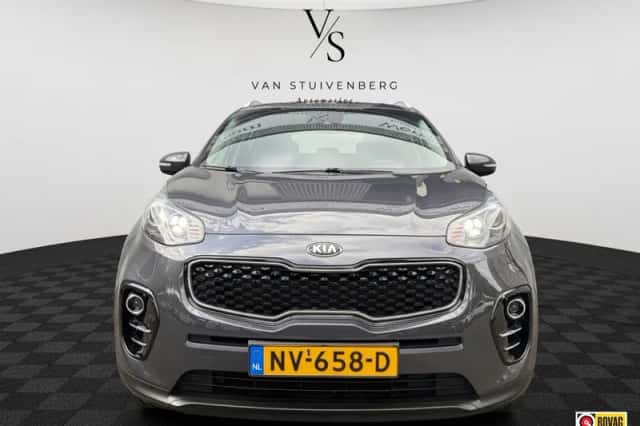 Kia Sportage (2017) thumbnail 2