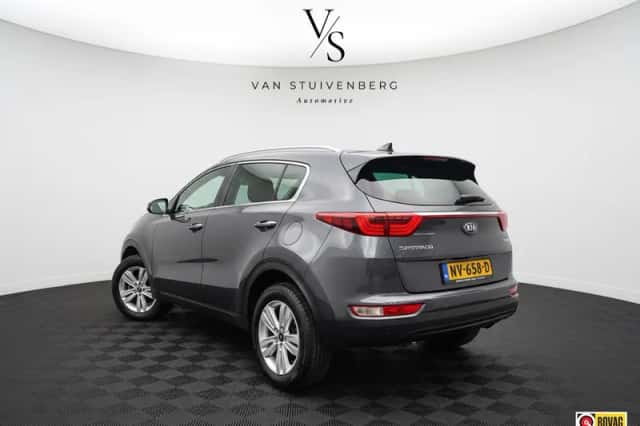 Kia Sportage (2017) thumbnail 4