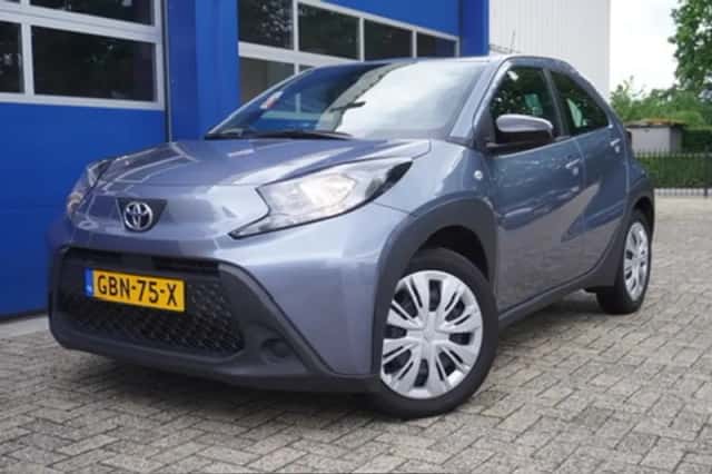 Toyota Aygo X (2024) thumbnail 1