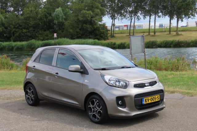 Kia Picanto (2016) thumbnail 6
