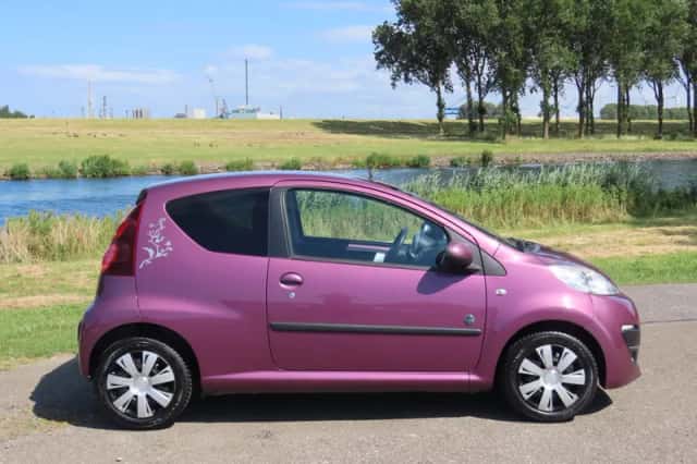 Peugeot 107 (2012) thumbnail 5