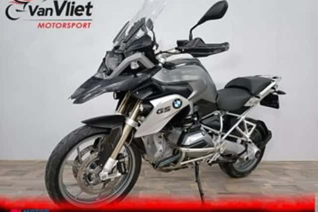 BMW R (2013) thumbnail 2