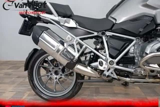 BMW R (2013) thumbnail 5