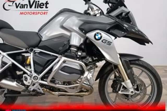 BMW R (2013) thumbnail 3