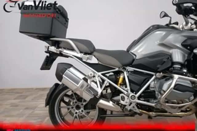 BMW R (2013) thumbnail 4