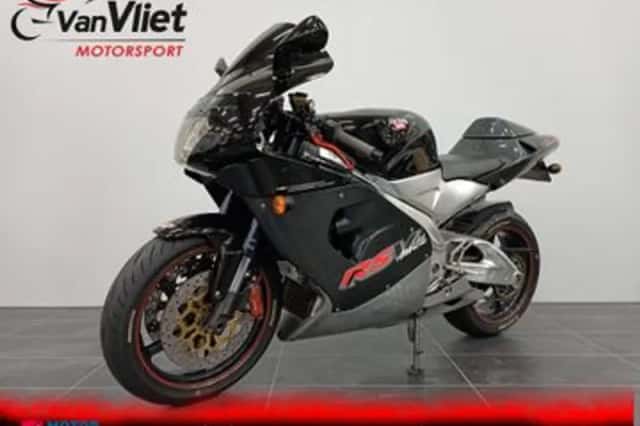 APRILIA RSV (1998) thumbnail 2