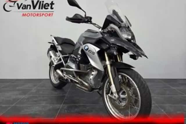 BMW R (2013) thumbnail 1
