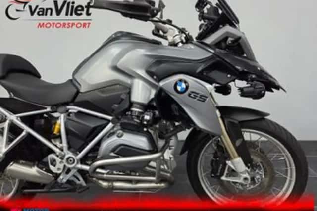 BMW R (2013) thumbnail 3