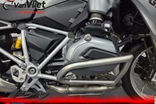 BMW R (2013) thumbnail 6