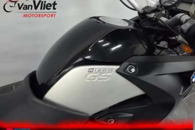 BMW R (2005) thumbnail 6