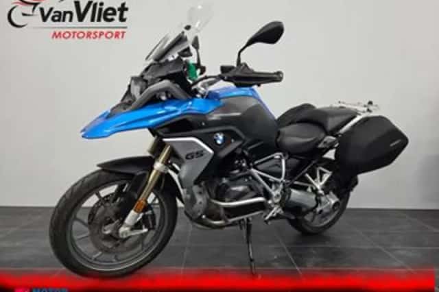 BMW R (2019) thumbnail 2