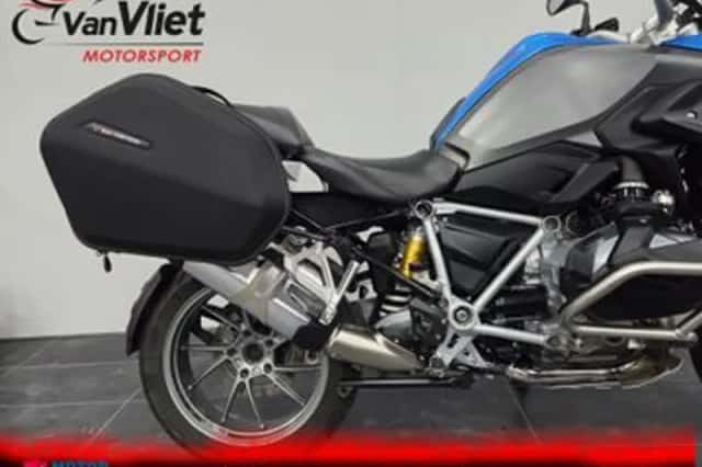 BMW R (2019) thumbnail 4