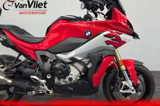 BMW S (2020) thumbnail 3