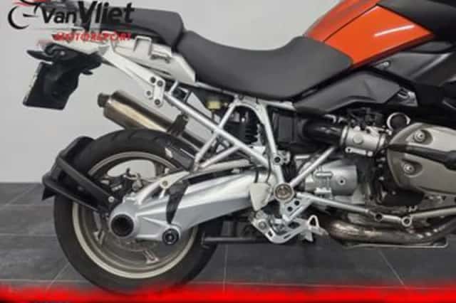 BMW R (2008) thumbnail 4