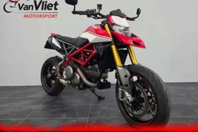 DUCATI HYPERMOTARD (2020) thumbnail 1
